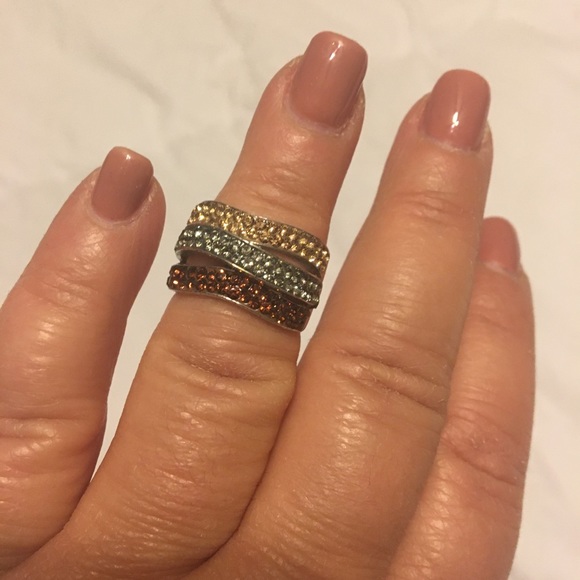 Multi Crystal Ring - Picture 2 of 6